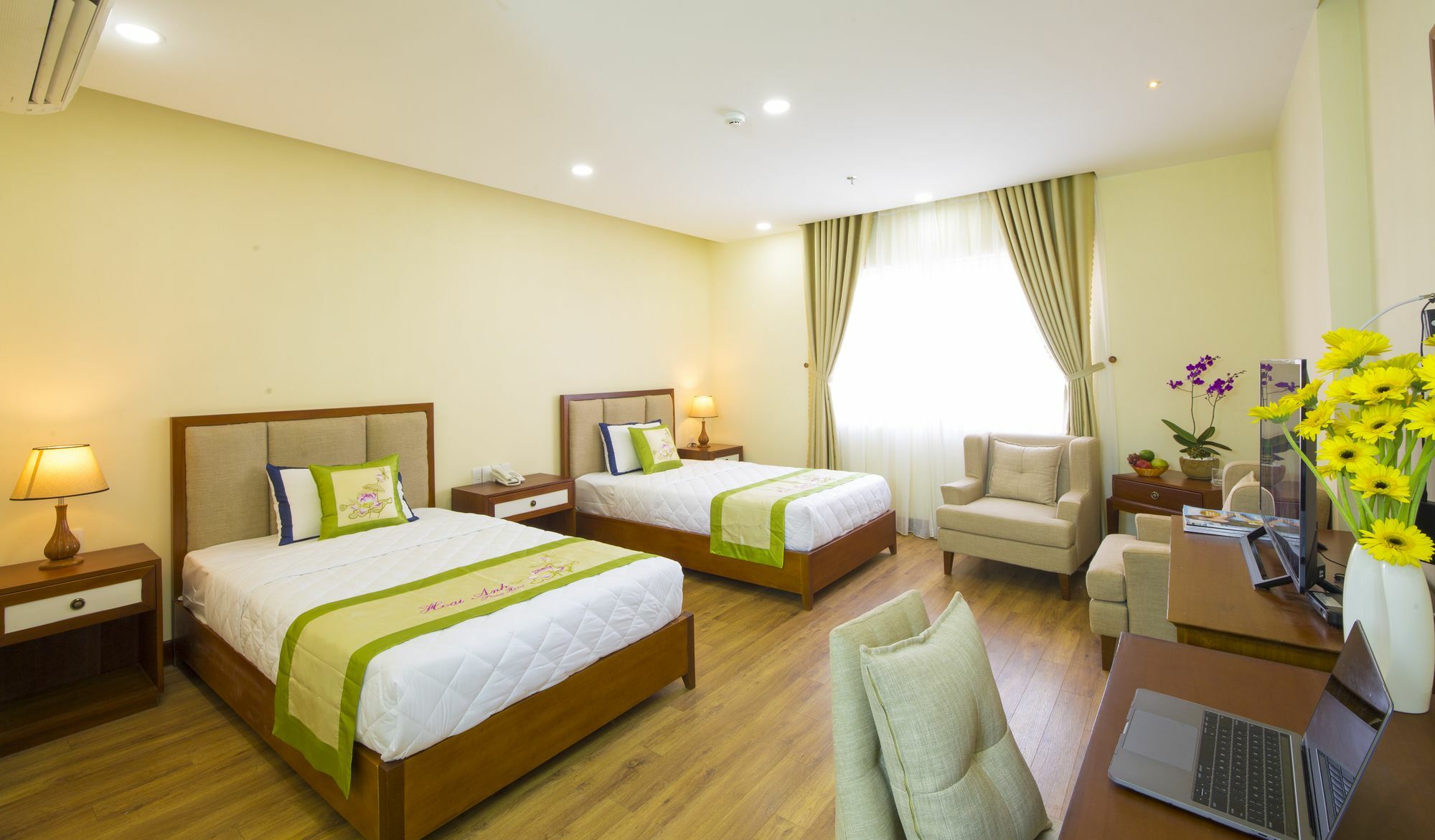 Hoai Anh Plaza Hotel Đà Nẵng Exterior foto